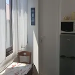 Modern In With Garden * 斯塔利格拉德-帕克利尼卡