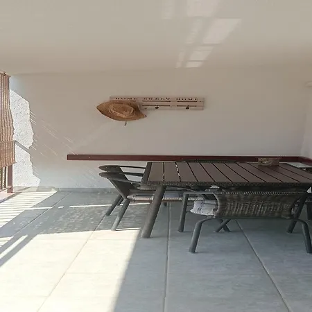 Modern In With Garden Starigrad Paklenica