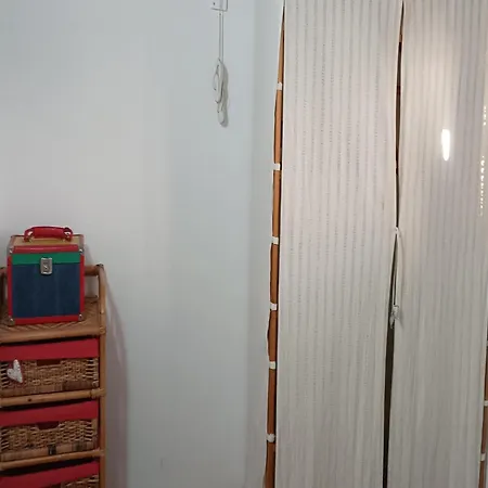 Modern In With Garden شقة *