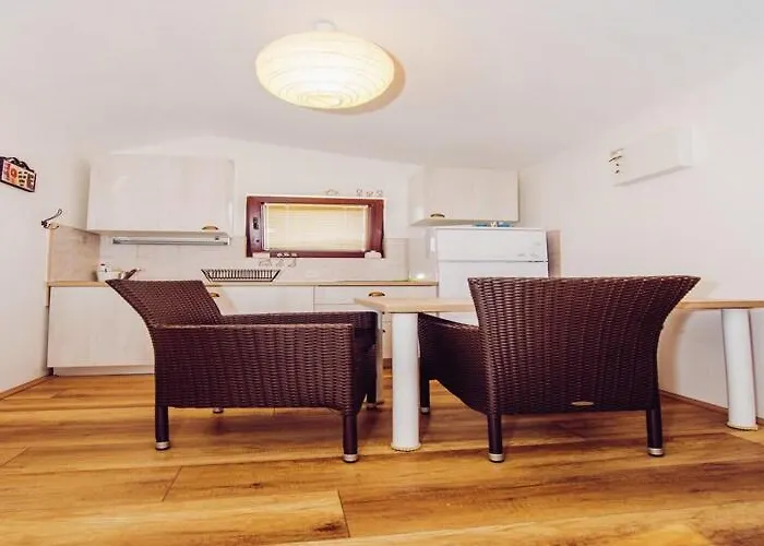 Apartman Modern Apartment In Starigrad With Garden *