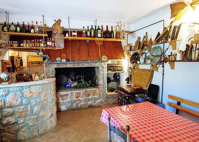 Modern In With Garden * ستاريغغاد باكلينتسا