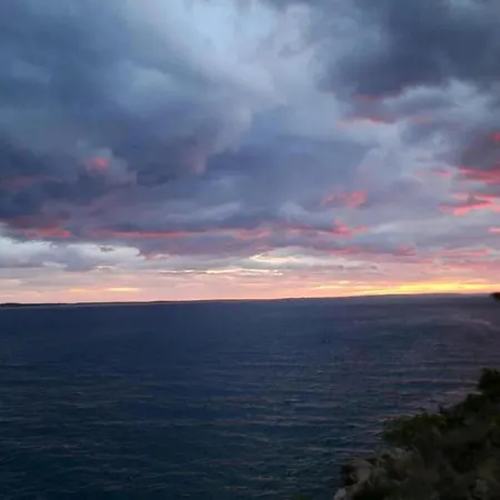 Apartament Modern In With Garden Starigrad Paklenica