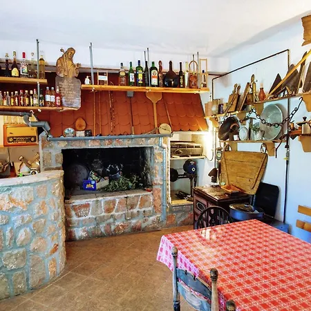 Modern In With Garden * Starigrad Paklenica